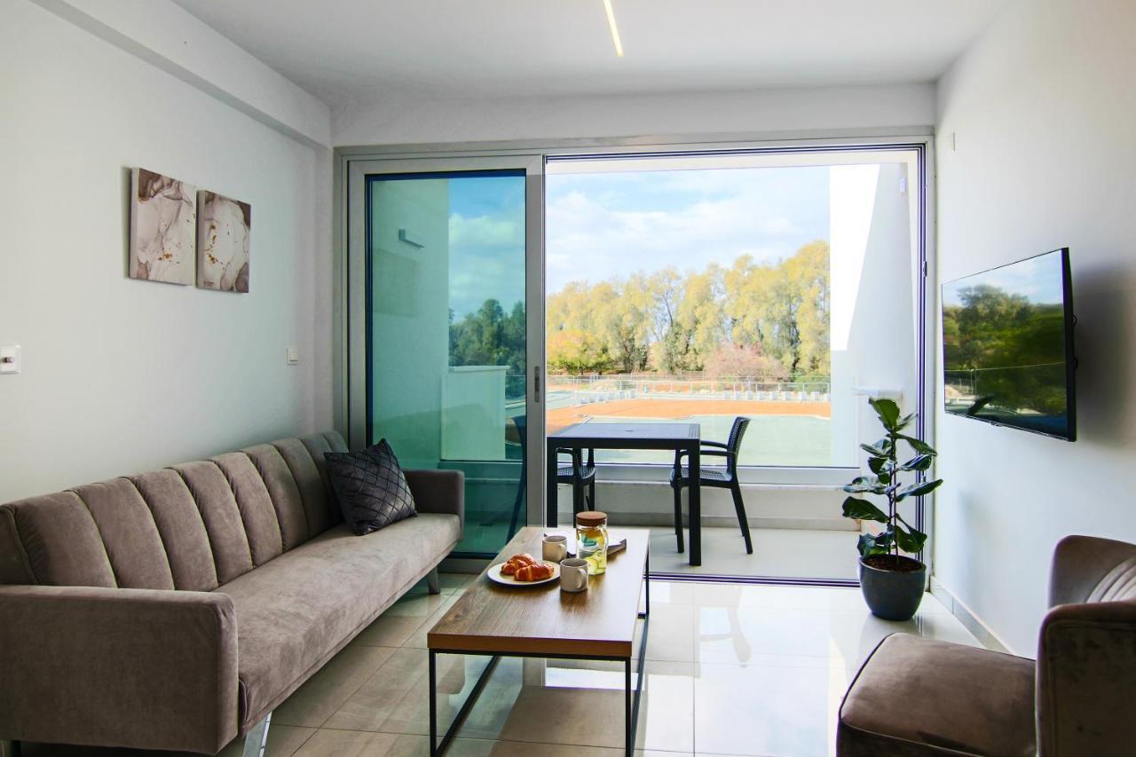 דירות Paphos Phaedrus Living - Seaside Executive Flat Harbour 201 מראה חיצוני תמונה